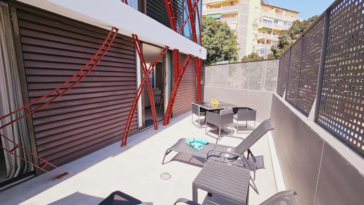 Nogalera Quintessence Apartment With Private Parking By Namaste Elite توريمولينوس المظهر الخارجي الصورة