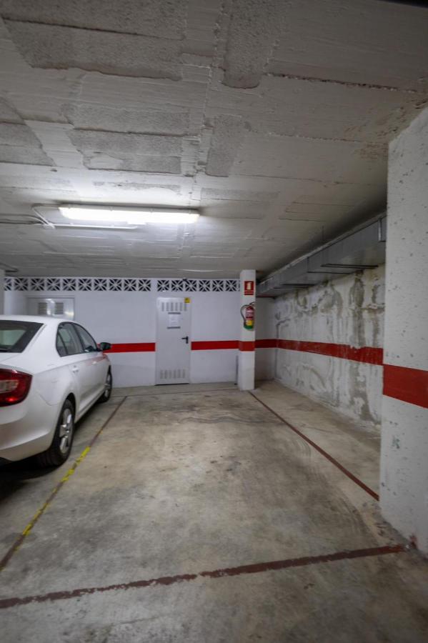 Nogalera Quintessence Apartment With Private Parking By Namaste Elite توريمولينوس المظهر الخارجي الصورة