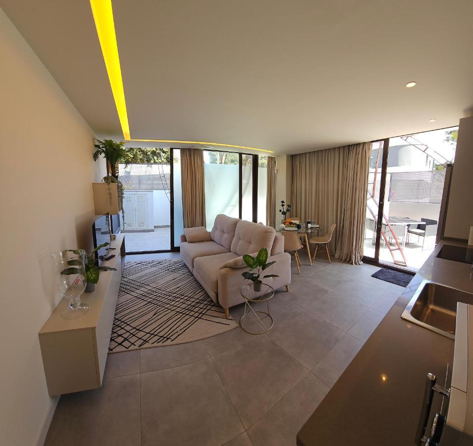 Nogalera Quintessence Apartment With Private Parking By Namaste Elite توريمولينوس المظهر الخارجي الصورة