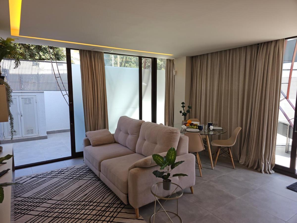 Nogalera Quintessence Apartment With Private Parking By Namaste Elite توريمولينوس المظهر الخارجي الصورة